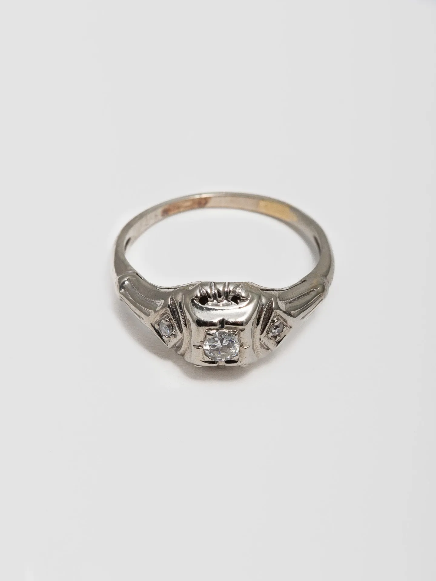 Antique Deco Diamond Ring - Vintage Capsule