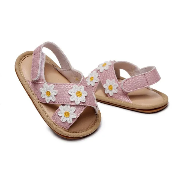 DAISIES Crossover Sandals