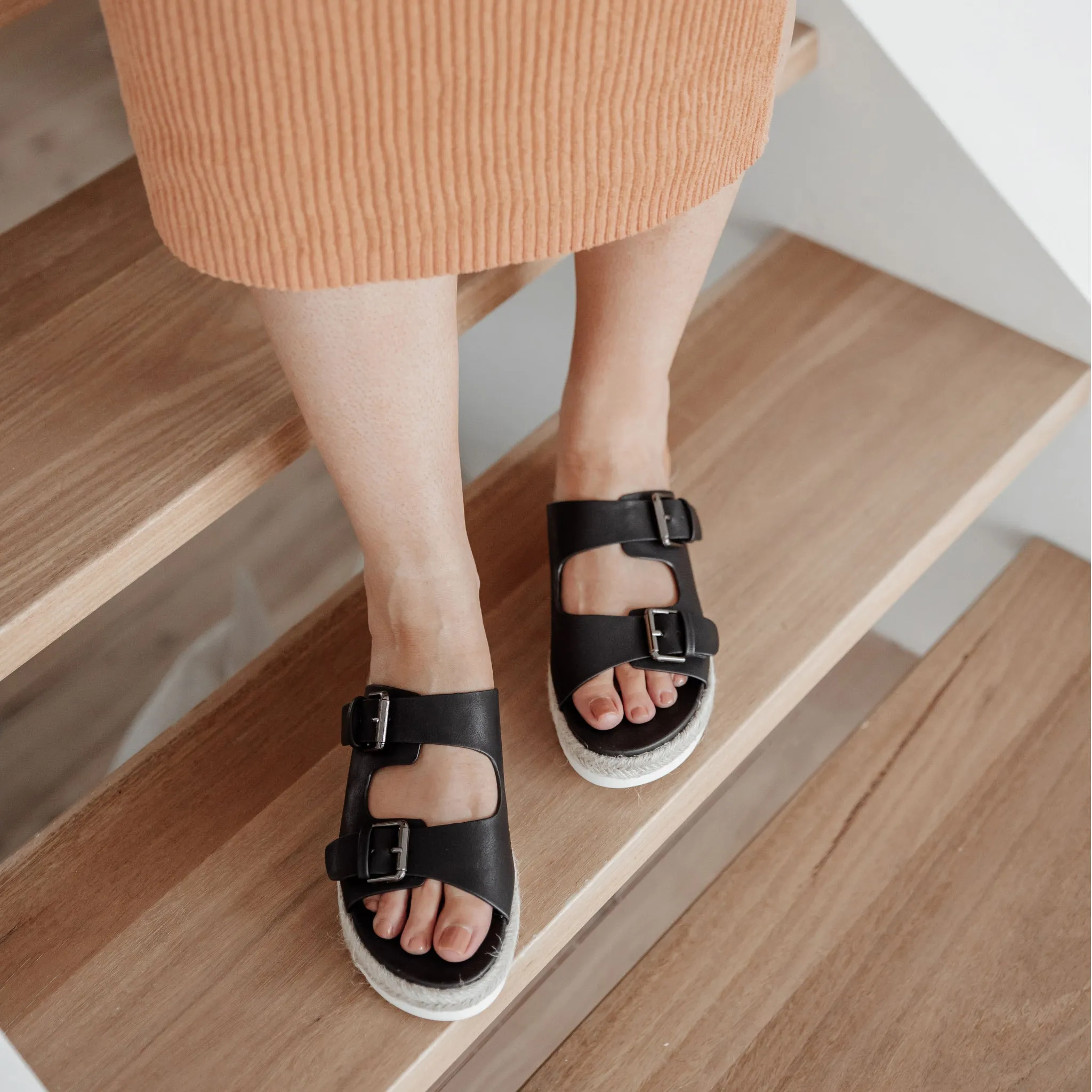 Denmark Footbed Slides - Black