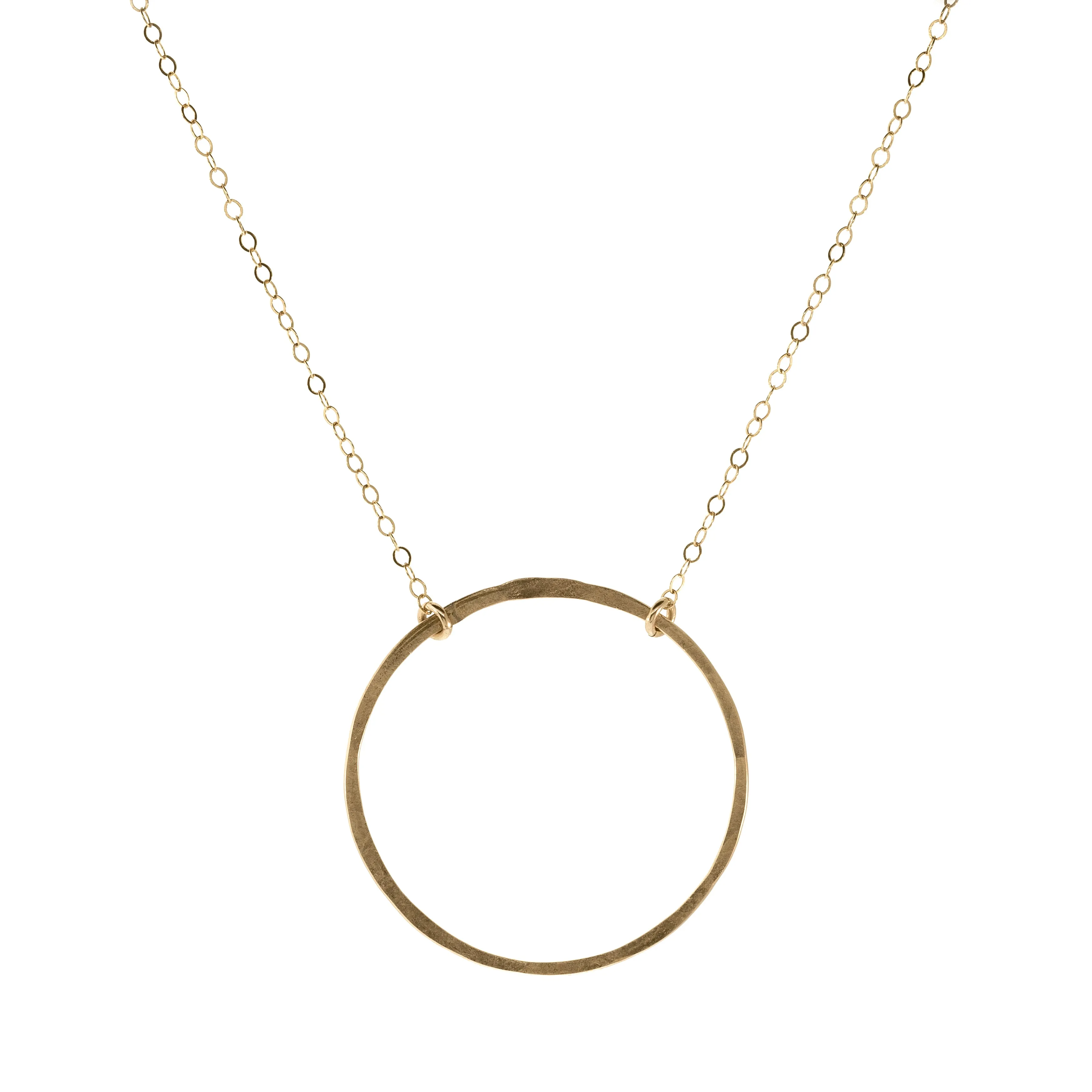 HAMMERED GOLD CIRCLE NECKLACE