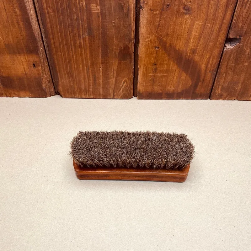 Horse Hair Brush Thatch