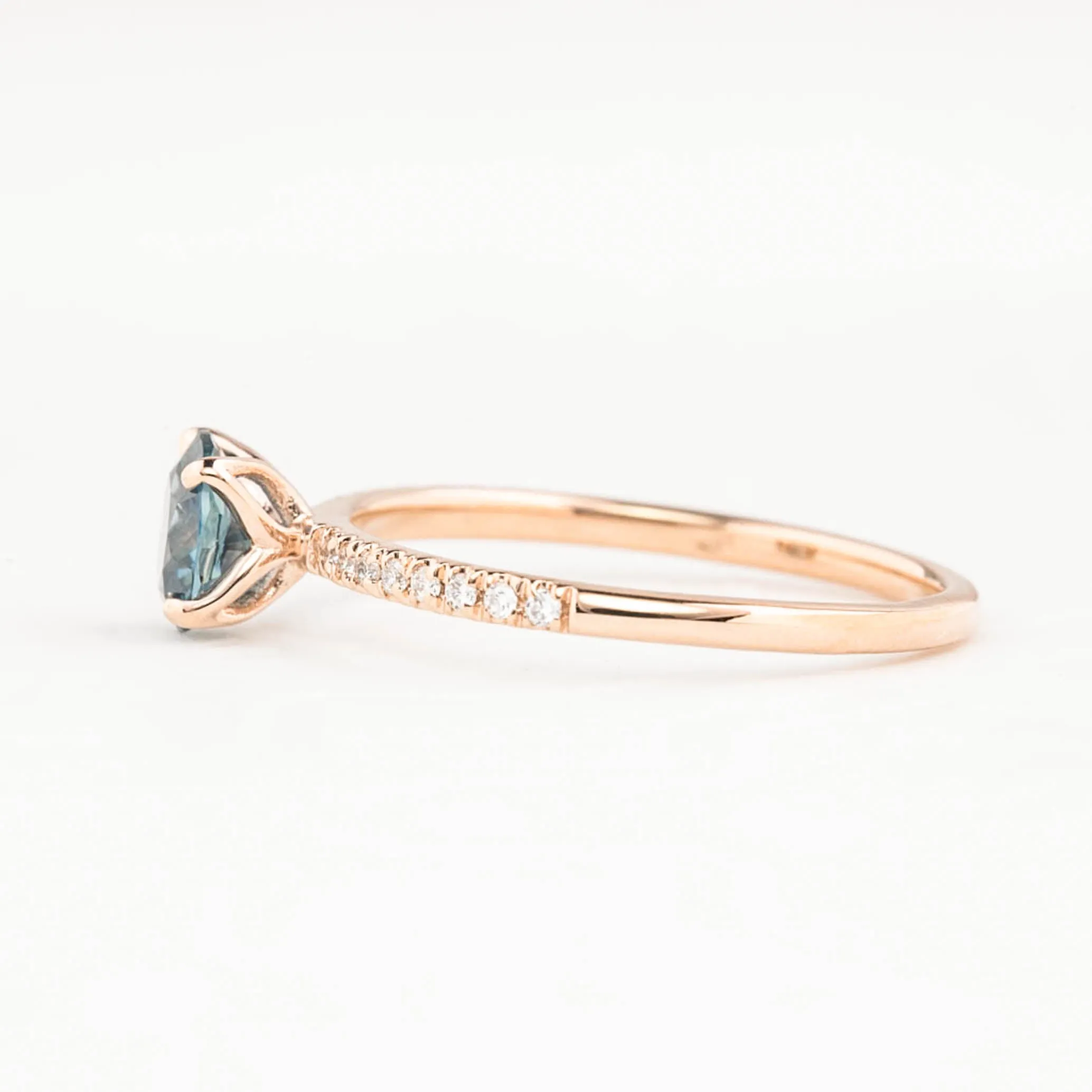 Maria Ring 0.88ct Blue Montana Sapphire, 14K Rose Gold (One of a kind)