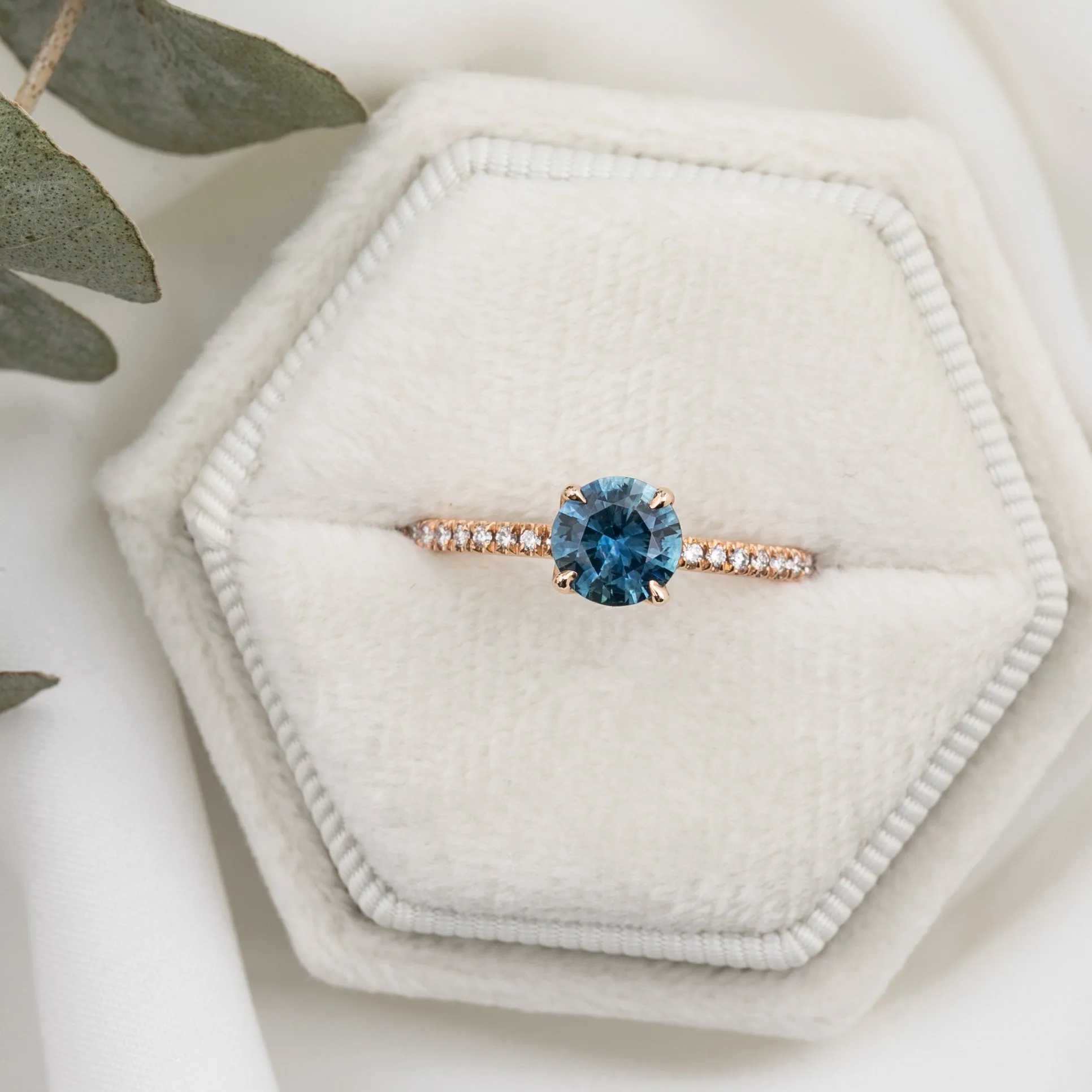 Maria Ring 0.88ct Blue Montana Sapphire, 14K Rose Gold (One of a kind)