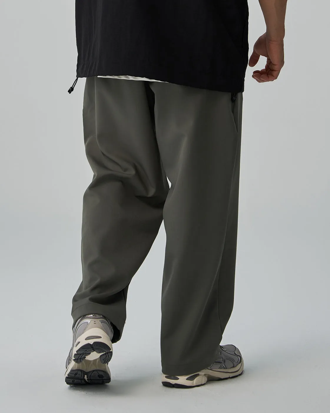 Pockets Tech Wide Pants