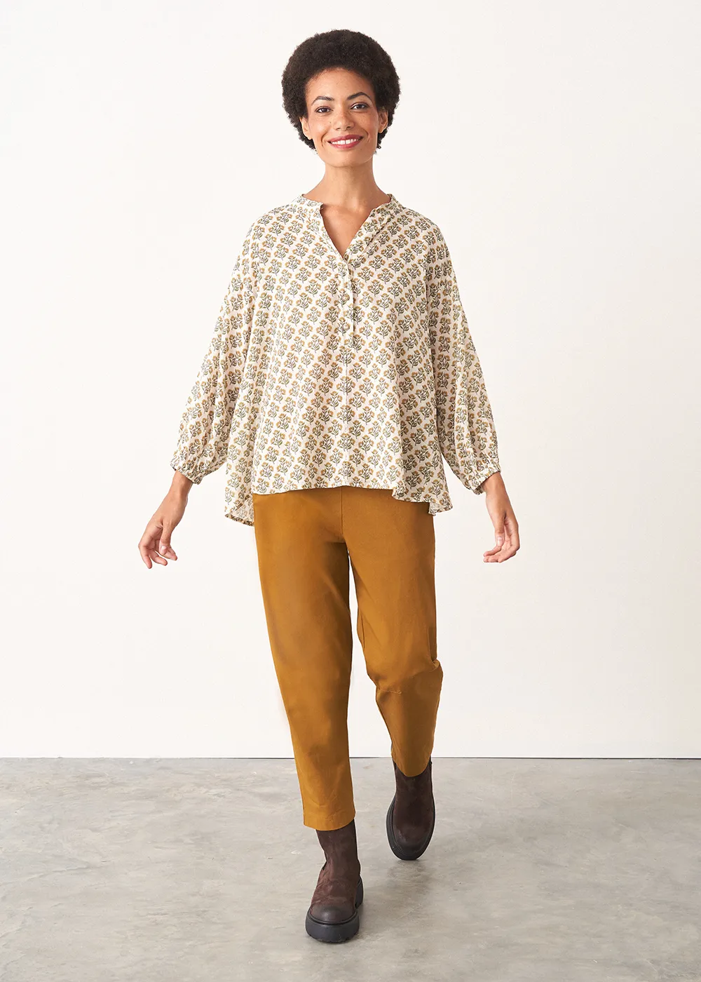 POSIE FLOWER PRINT TOP