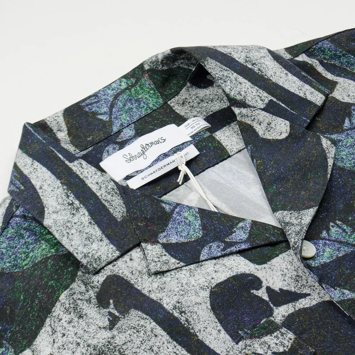 Schnayderman's - Swan Print SS Notch Shirt – Black/White/Green