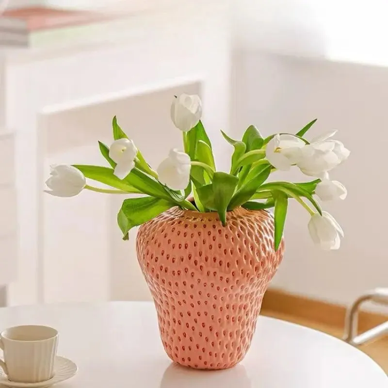 Strawberry Ceramic Vase - Kimi