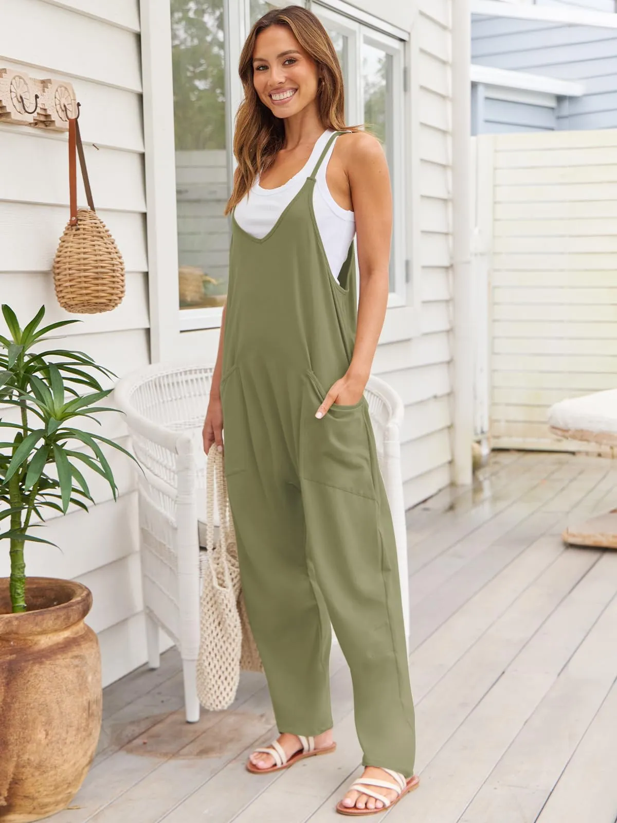 Sunset and Swim – Jumpsuit mit V-Ausschnitt und Spaghettiträgern