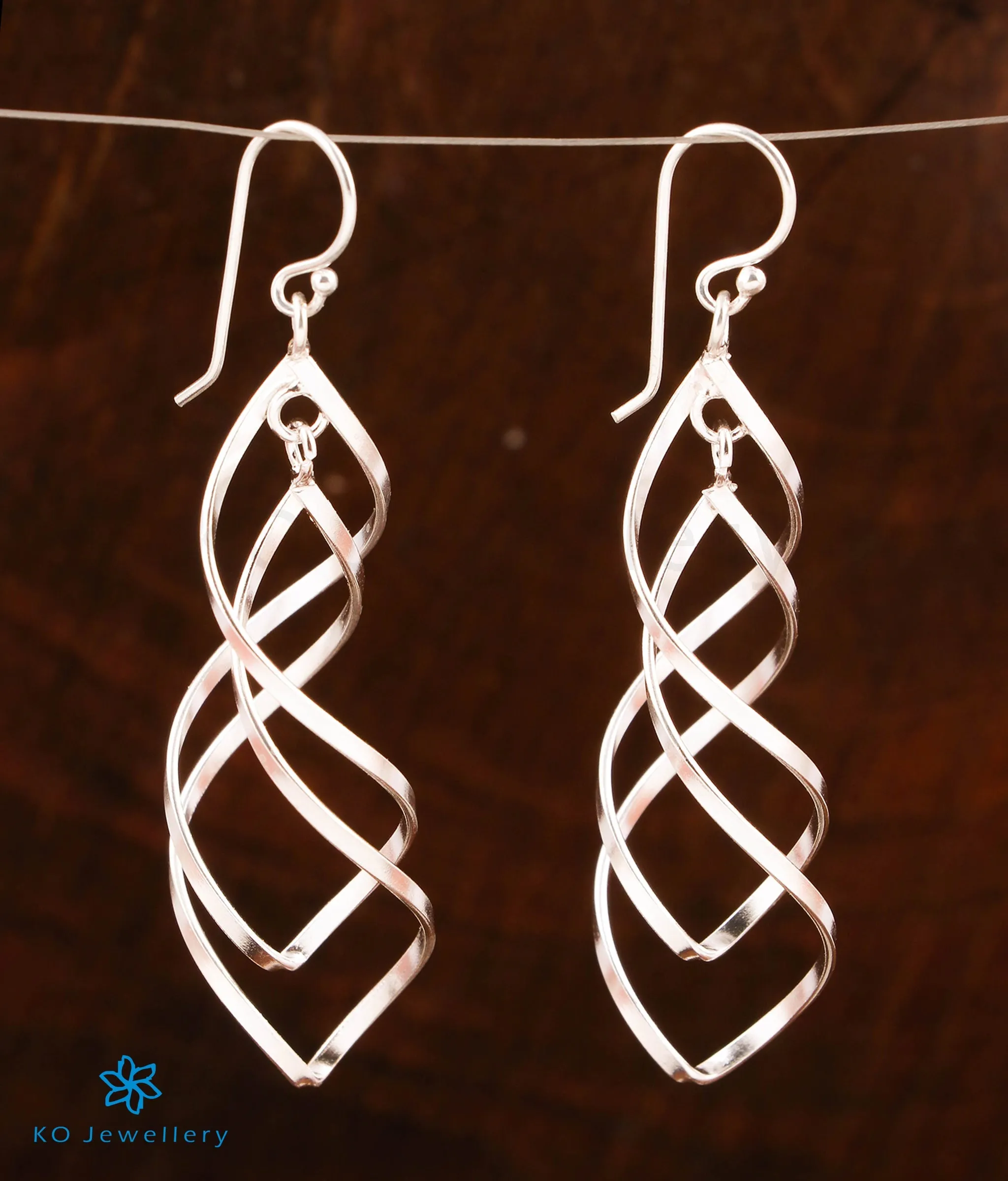 The Wavy Silver Earrings