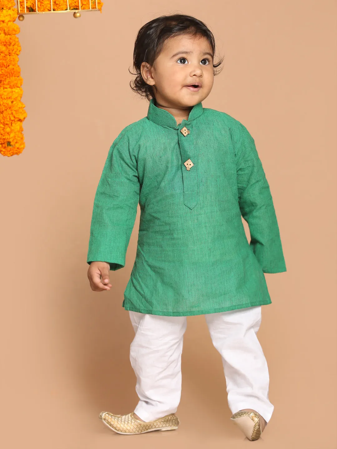 VASTRAMAY Boy's Green Striped Pure Cotton Kurta With Pyjama Set