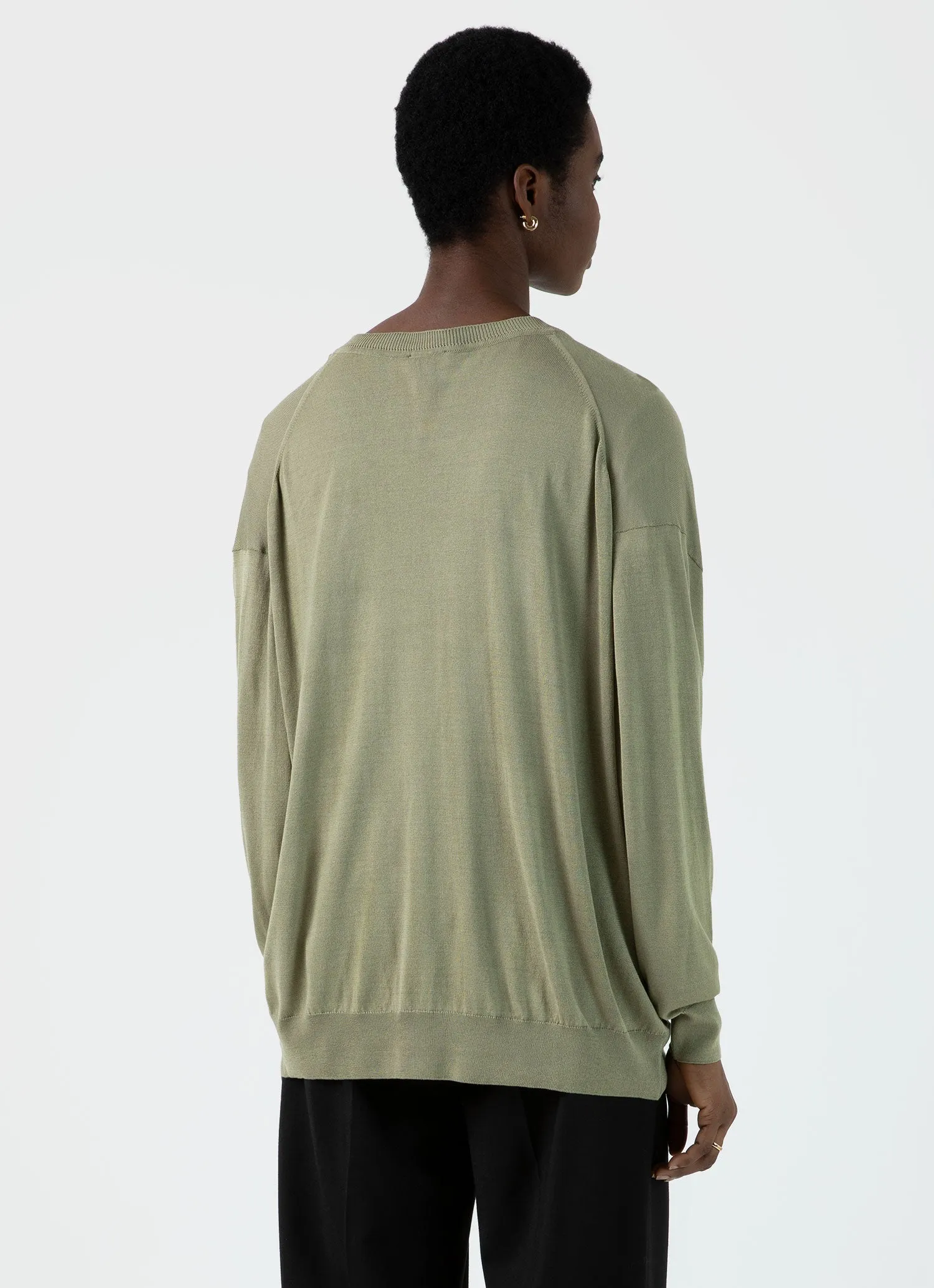 Women's Relaxed Mulberry Silk V-neck Jumper in Pale Khaki